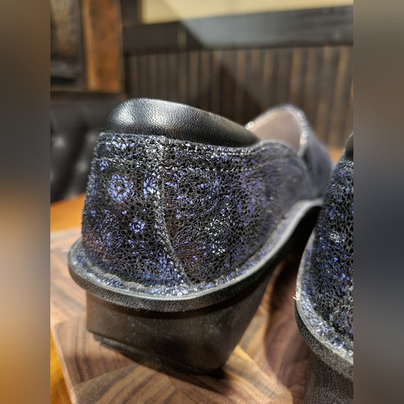 Alegria Debra clog blue/black sparkle size 9 - Picture 7 of 9